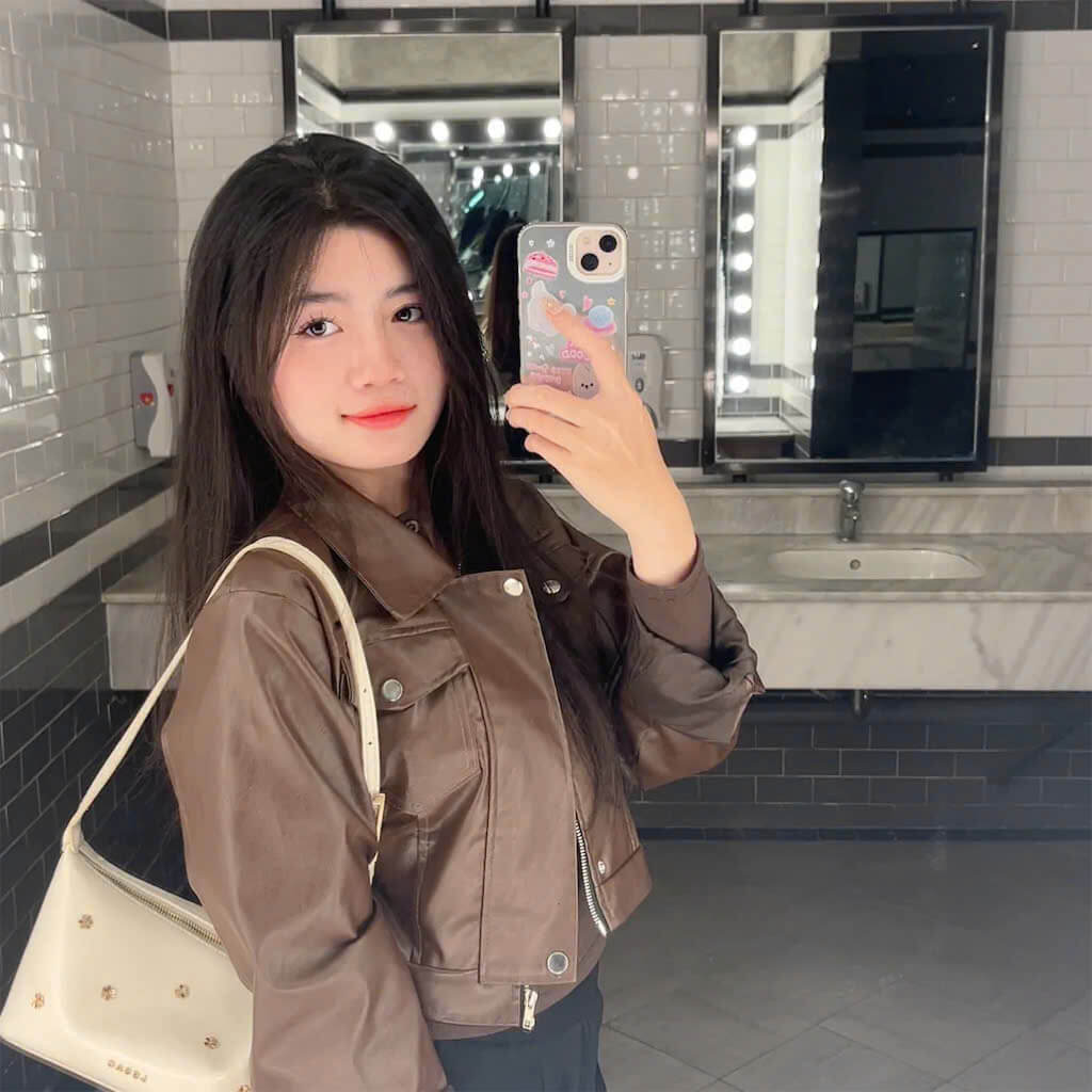 Phuong Thuy